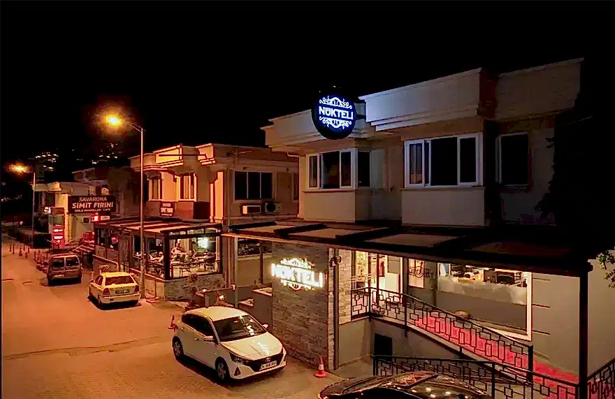 Nükteli Restoran iç mekânı — Ankara meyhanesi, meze ve rakı-balık